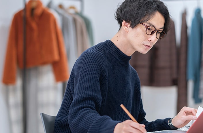 総合クリエイティブ